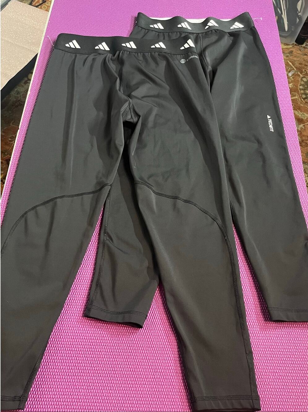 2pk Adidas Techfit Compression Training Tights.